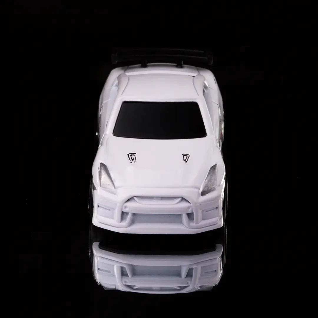 Nissan GT-R R35 Lighter